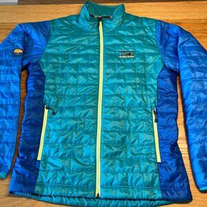 NEW Patagonia Men's Nano Puff Jacket - Medium